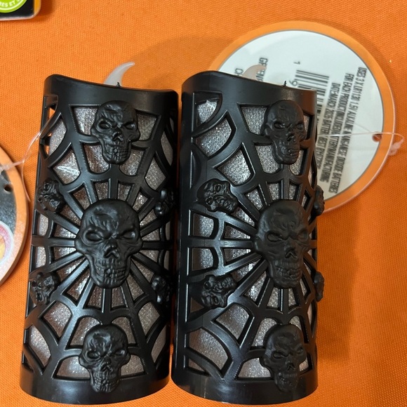 Gray Skull String Lights and Black Spider LED Candles - Picture 9 of 11